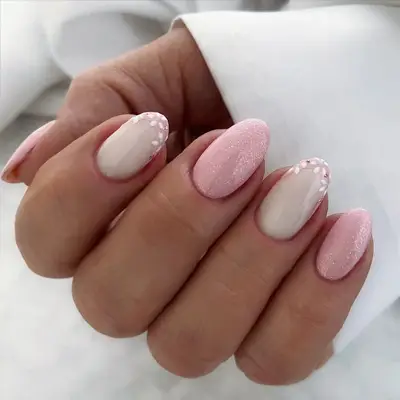 ALMOND NAILS