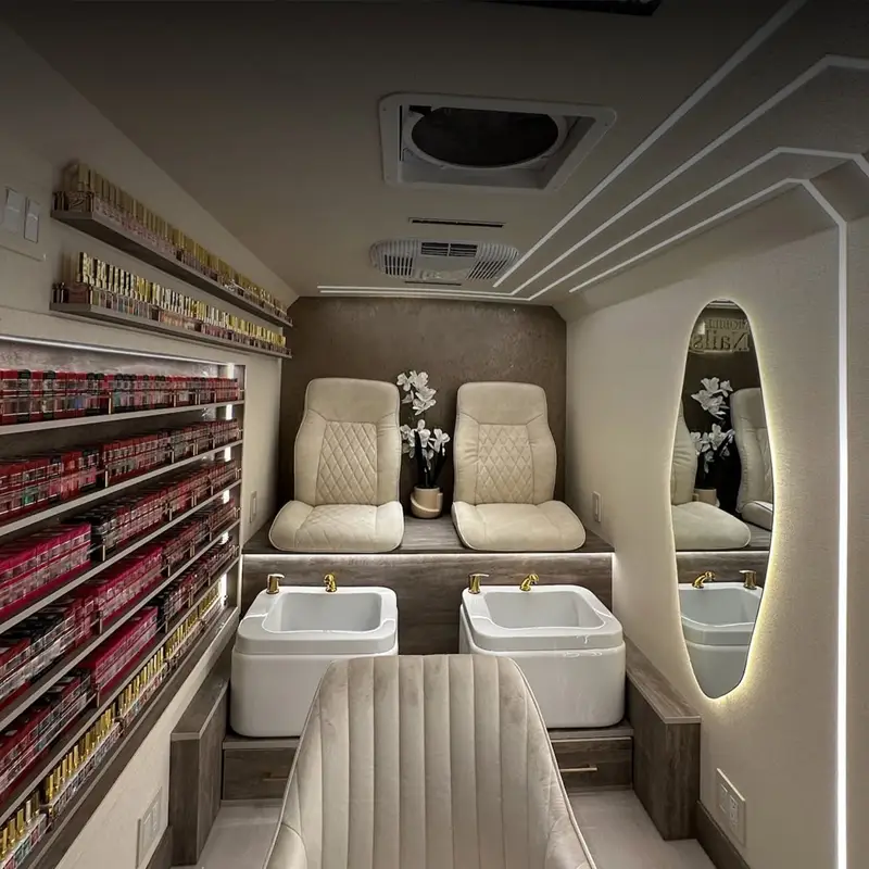 mobile nails salon